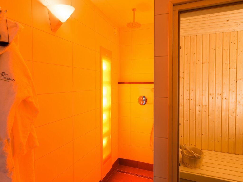 Uw Verwenarrangement op Hof van Salland - Welleness: sunshower en opgietsauna